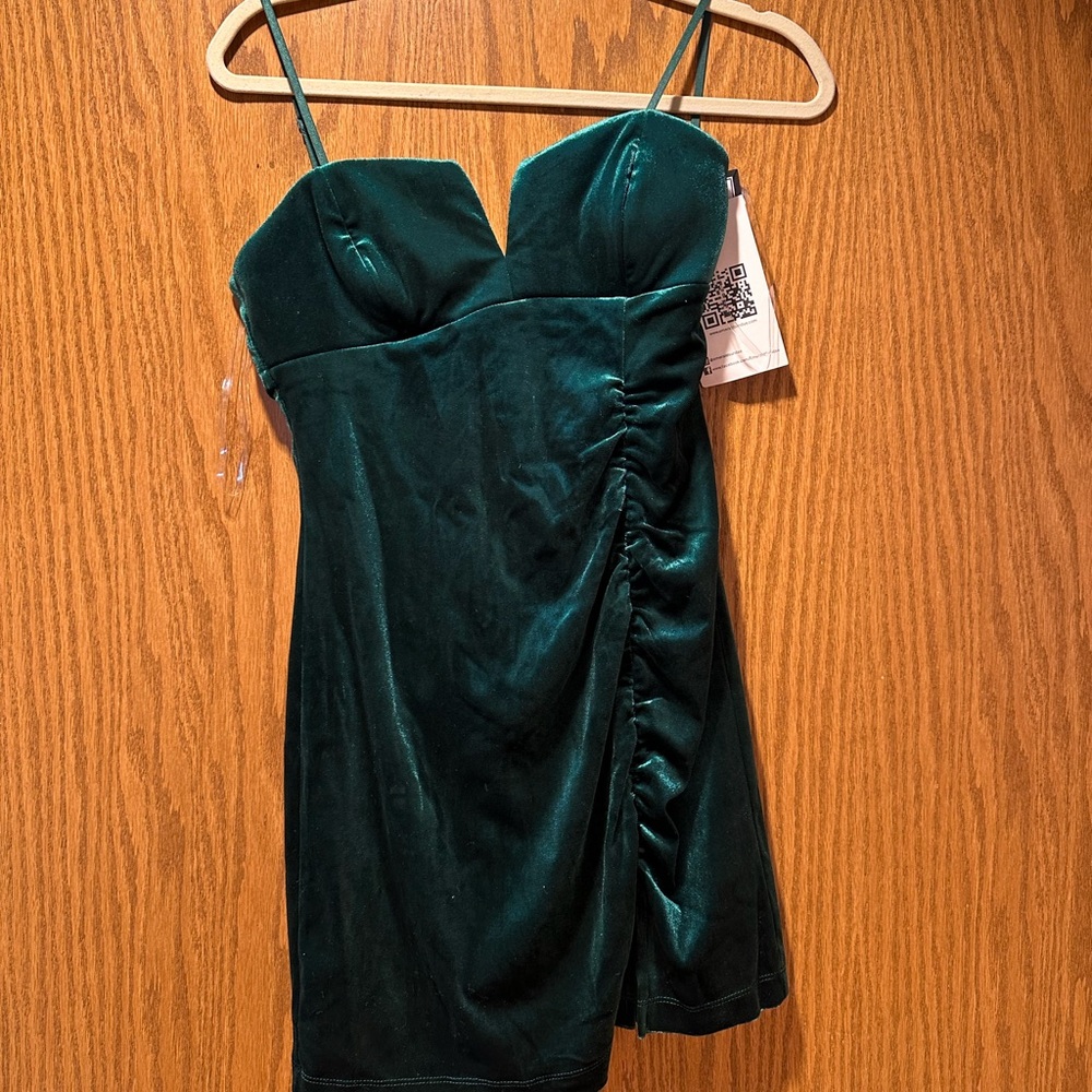 NWT - velvet green dress